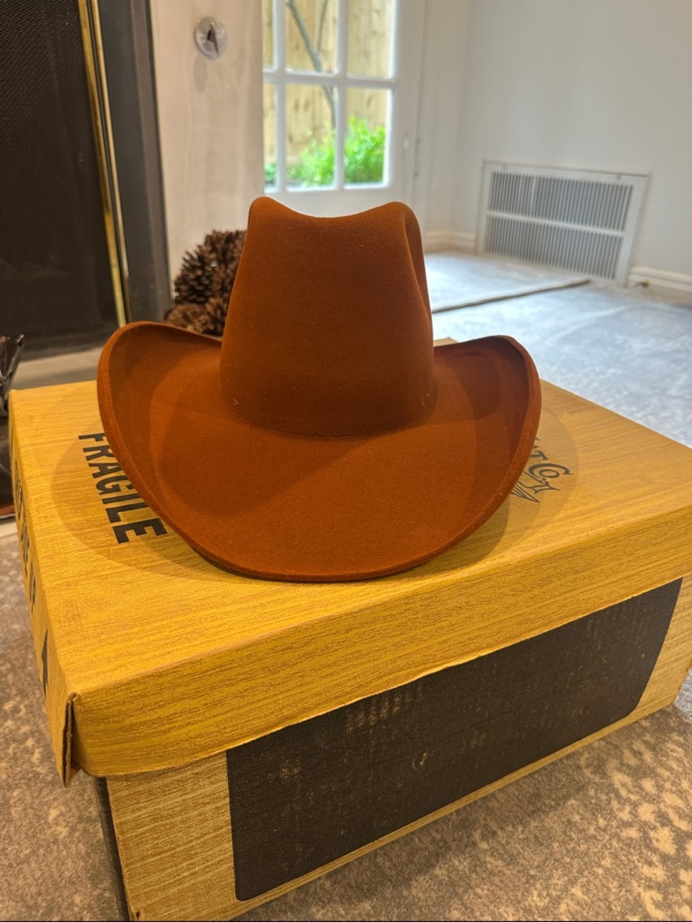 RESISTOL WOMANS BROWN /BURNT ORANGE WESTERN HAT SIZE 6 3/4